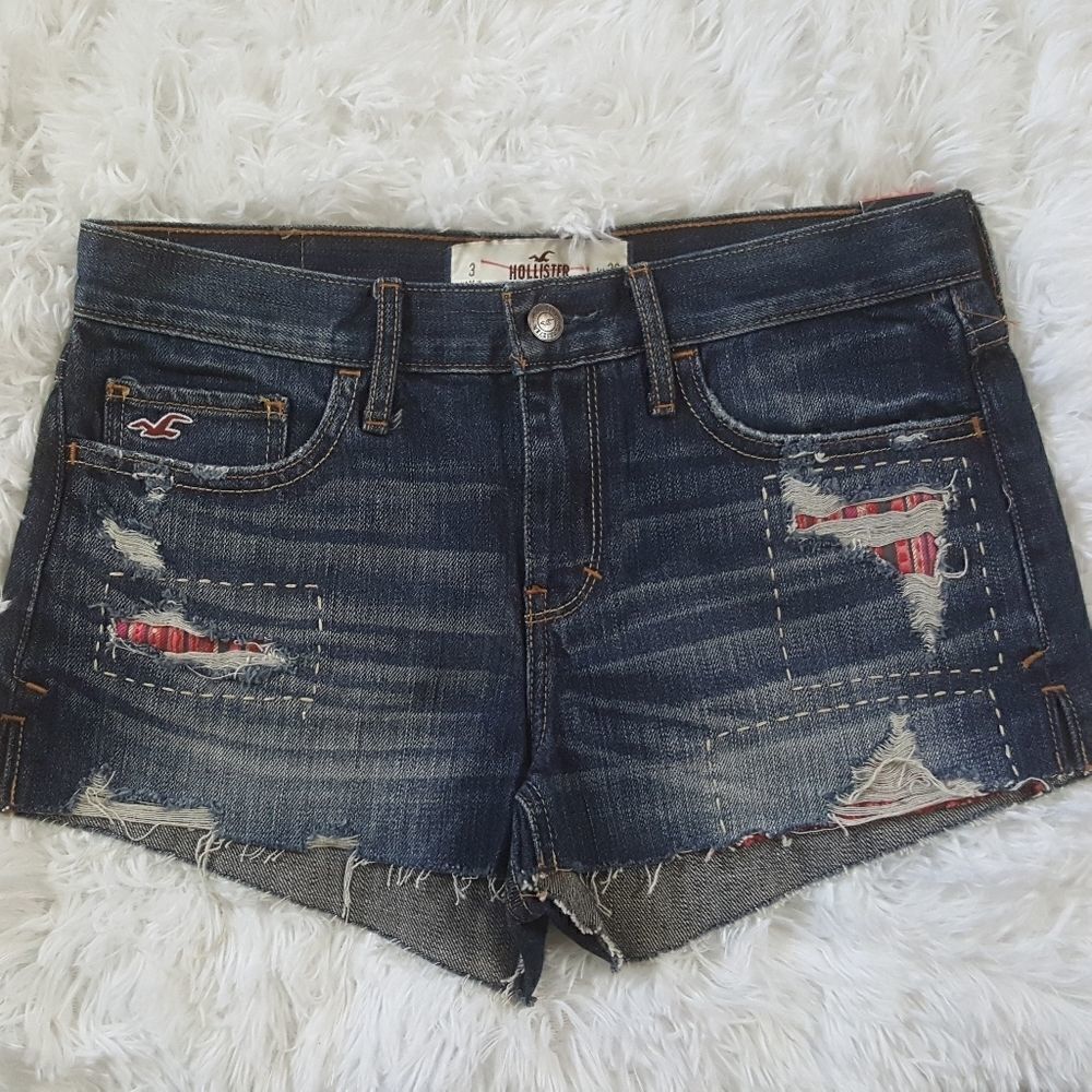 Hollister High Rise Jean Shorts Distressed NEW Dark Wash‎ Size 3 Waist 26